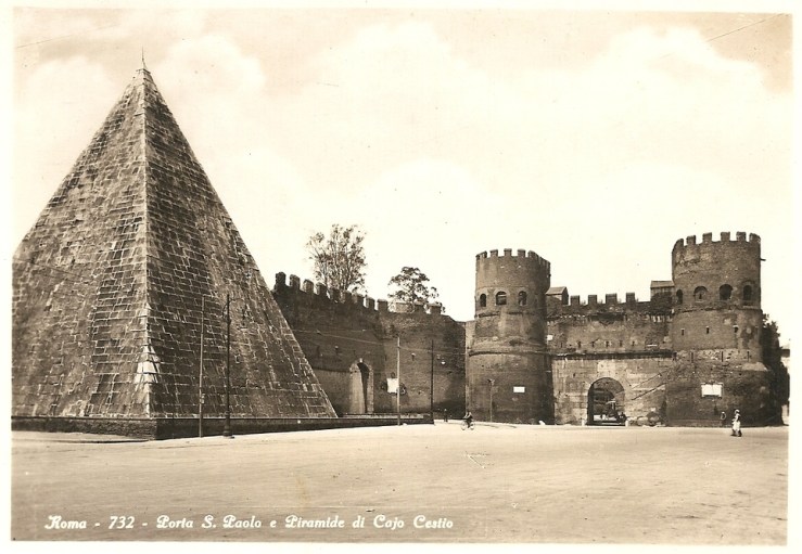 Porta San Paolo y Pirámide de Cestio