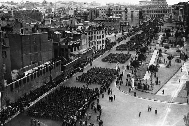 Via dell'Impero desfile 1932